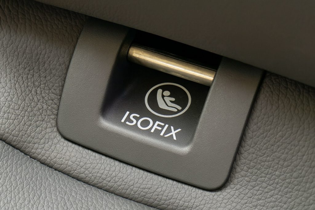 isofix固定チャイルドシートはカーシェア向き？｜ISOFIX固定